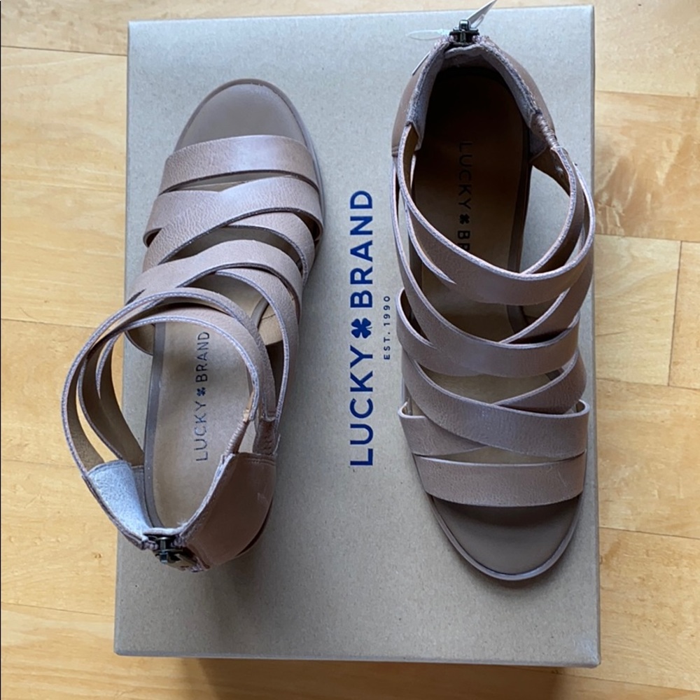 Luck Brand Sandal - Picture 4 of 5